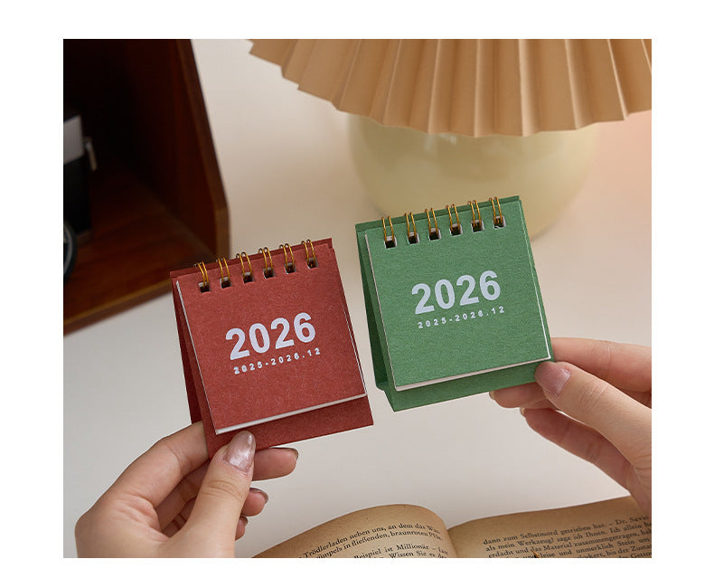 Mini calendrier de bureau Focus – Calendrier de bureau compact pour espaces de travail