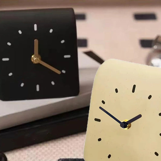 Horloge de bureau Focus Time – Horloge de cheminée silencieuse et minimaliste pour espaces de travail modernes